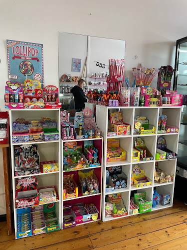 48 High St, Kyneton VIC 3444