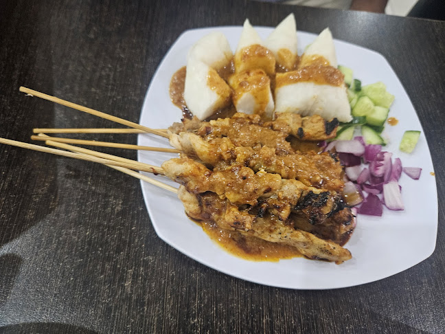 Pondok Daun Restaurant - Hospitality and gastronomy