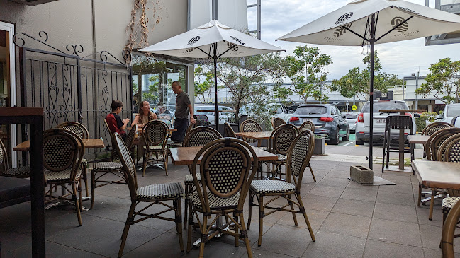 Salt Cafe Bar - Hospitality and gastronomy