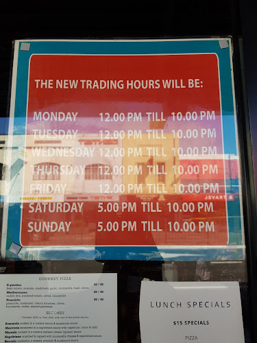 Zio Pino Pizzeria - Hospitality and gastronomy