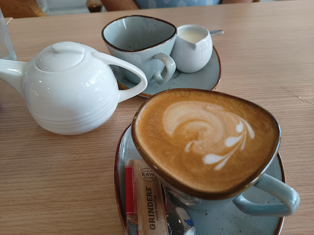 417 Esplanade, Torquay QLD 4655