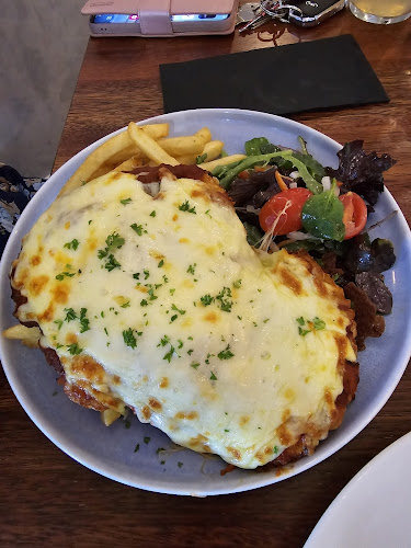 Opinii despre Queen's Head Hotel în North Hobart - Hospitality and gastronomy