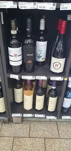 Opinii despre O'Heas Bakery, Deli & Foodstore în Coburg - Hospitality and gastronomy