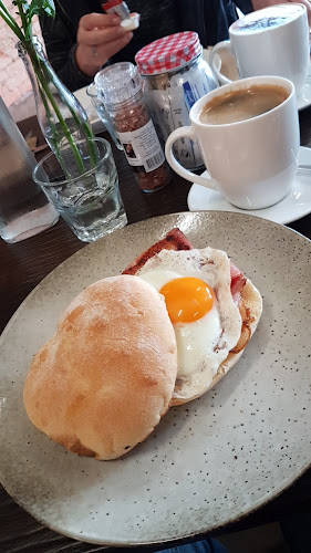 Stanley's Cafe / Restaurant - Hospitality and gastronomy