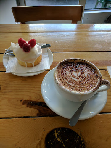 Nola's Foodstore Catering - Morwell