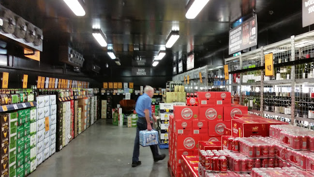 Opinii despre Liquorland Warehouse Ashburton Warrigal Rd (formerly First Choice Liquor Market Ashburton) în Melbourne - Hospitality and gastronomy