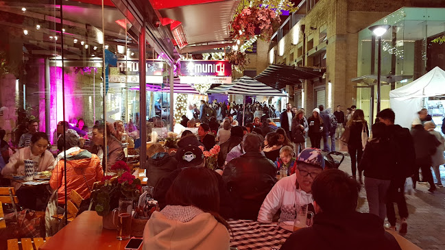 Ryan's Bar - Hospitality and gastronomy