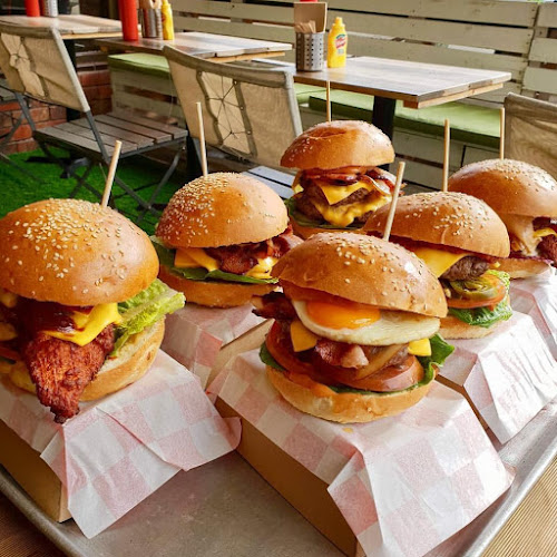 The Famished Wolf Patterson Lakes - Patterson Lakes