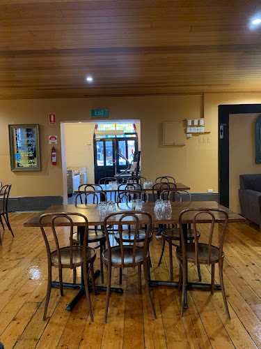 Comentarii opinii despre Friars Cafe