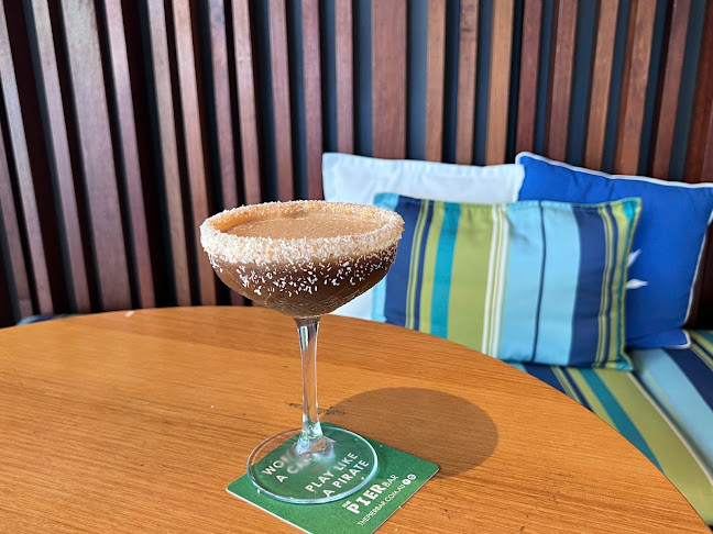 Opinii despre The Pier Bar în Cairns City - Hospitality and gastronomy