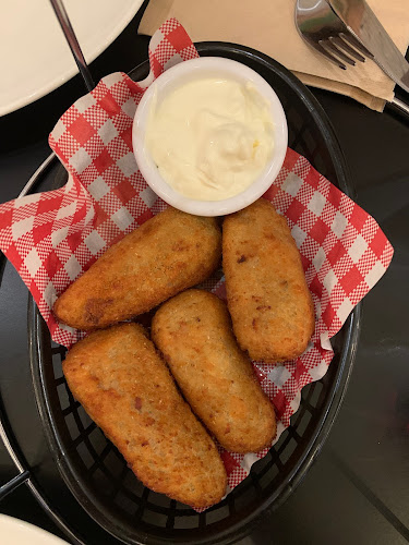 Mack Daddy's - Hospitality and gastronomy