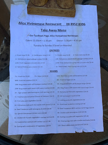 Tinh & Lan Alice - Connellan