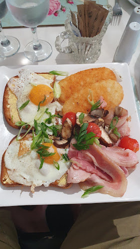 2 Blackwood St, Townsville City QLD 4810