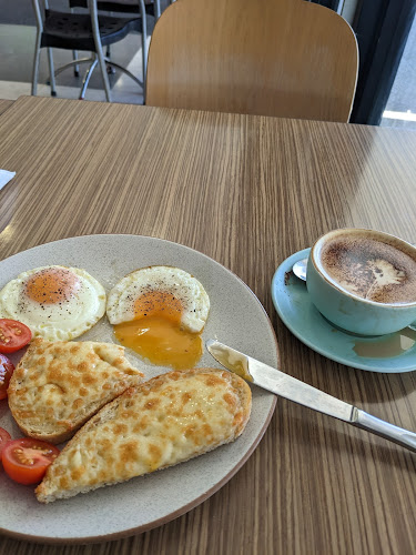 3215 Logan Rd, Underwood QLD 4119