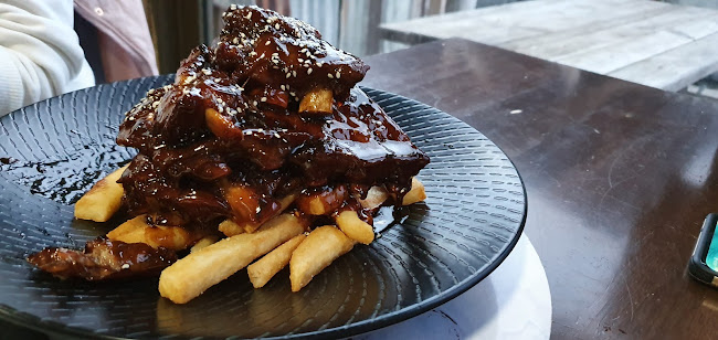 Opinii despre Little River Hotel Motel în Geelong - Hospitality and gastronomy