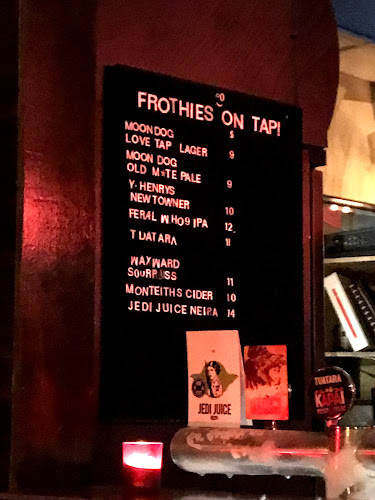 Comentarii opinii despre Workshop Bar