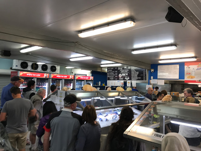 Peters Fish Market - Hospitality and gastronomy