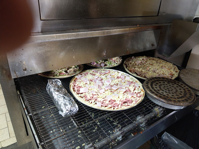 Roma Pizza Restaurant - Hospitality and gastronomy