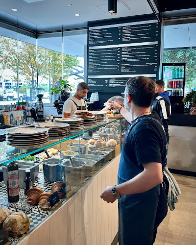 Saluministi Docklands - Docklands