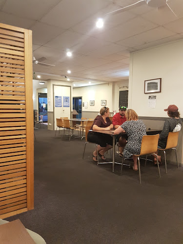 Opinii despre Grafton Hotel în Edmonton - Hospitality and gastronomy