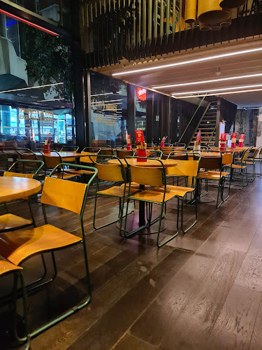 83 Flinders Ln, Melbourne VIC 3000