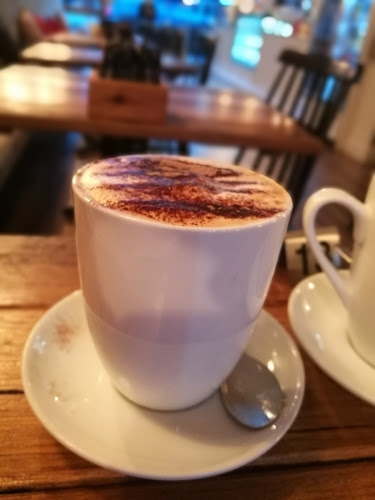 Comentarii opinii despre Woodys Cafe