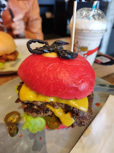 Shop 3/1231 Sandgate Rd, Nundah QLD 4012