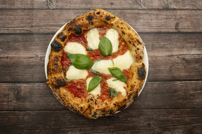 2/48 Aerodrome Rd, Maroochydore QLD 4558