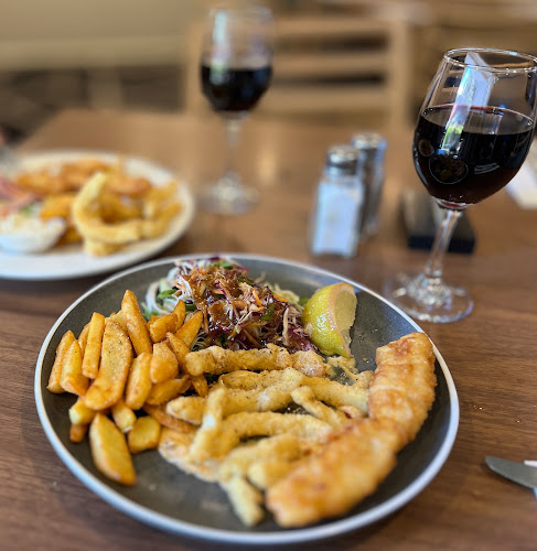 37-39 Mollison St, Kyneton VIC 3444