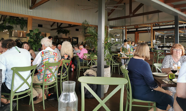 623/625 Main Rd, Wellington Point QLD 4160