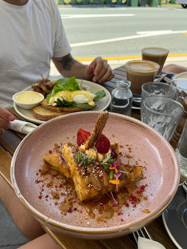 Opinii despre Metro Coffee în Broadbeach - Hospitality and gastronomy