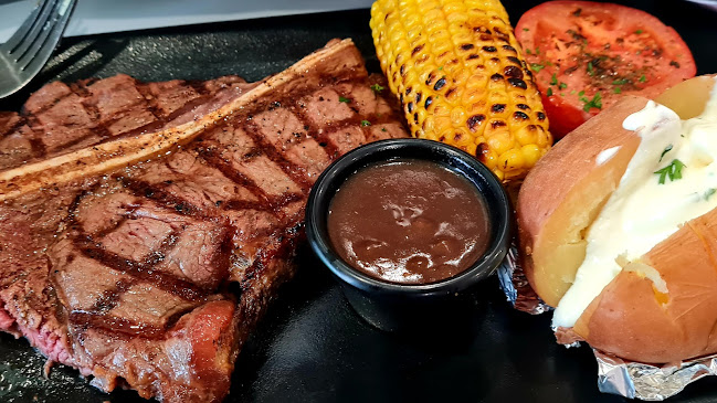 Chevron Tavern - Hospitality and gastronomy