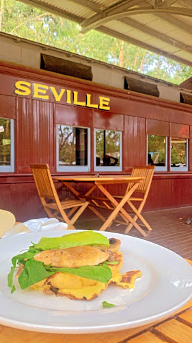 35 Seymour St, Seville VIC 3139