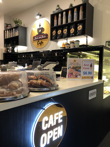 Comentarii opinii despre Books & Beans Cafe