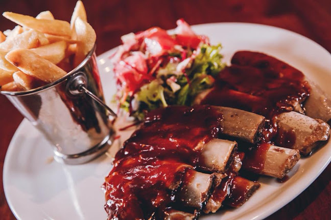 839 Ruthven St, Kearneys Spring QLD 4350