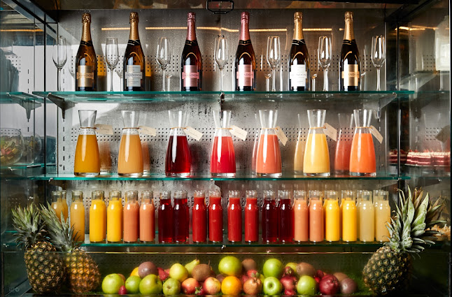 7 Staghorn Ave, Surfers Paradise QLD 4217