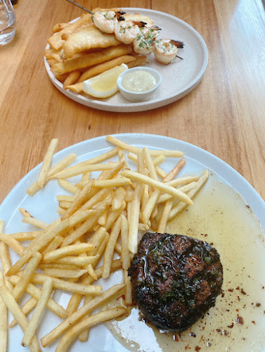 Louca's Restaurant - Hospitality and gastronomy