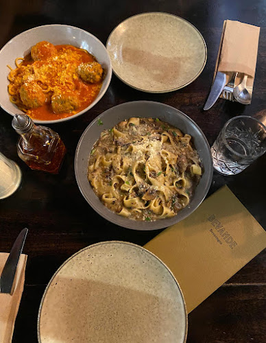 Locale Mio - Guildford