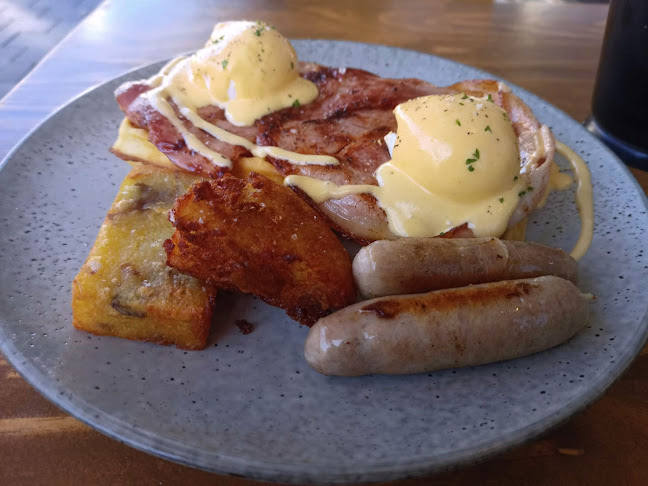 Waffle On Cafe - Hospitality and gastronomy