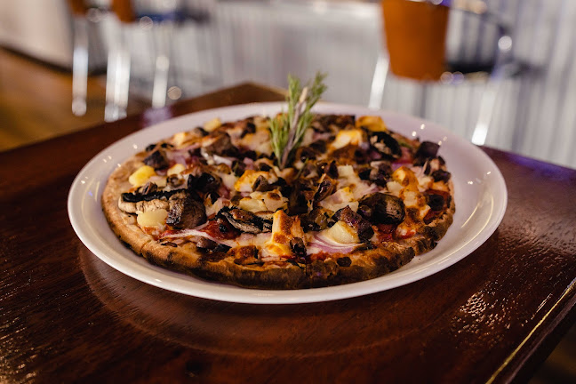 The Lionleigh Pub - Hospitality and gastronomy