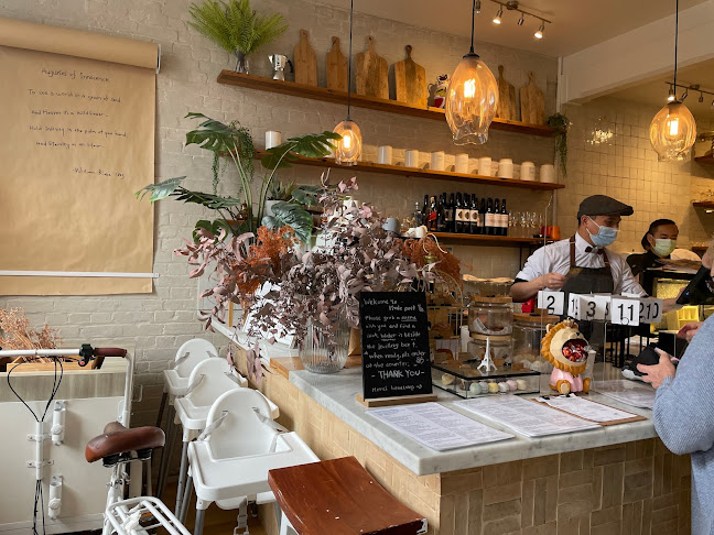 The Little Poet - Hospitality and gastronomy