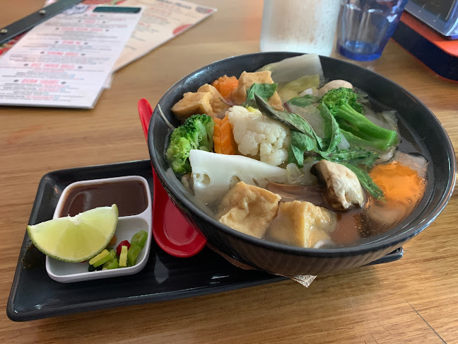 Comentarii opinii despre CHOW!