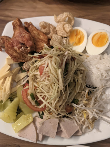 Comentarii opinii despre Chuan Chim Thai Restaurant