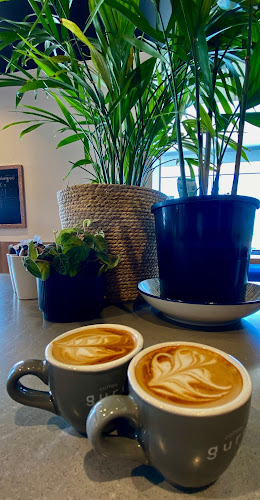 Opinii despre The Local Burgerhouse în Southport - Hospitality and gastronomy