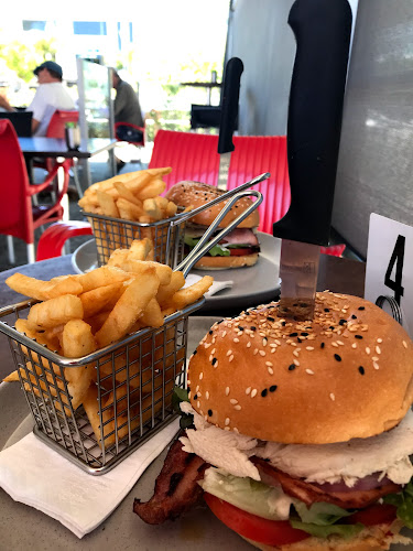 Freddy Fuddpukkas Cafe Coolum Beach - Hospitality and gastronomy