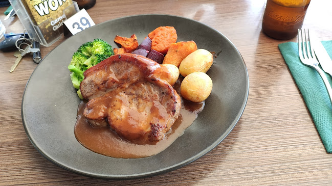 Opinii despre Waterfront Hotel în Bellerive - Hospitality and gastronomy