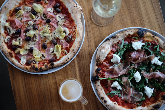 Warralily Village Shop 19, Suite 3/33 Central Bvd, Armstrong Creek VIC 3217