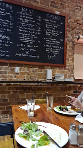 Opinii despre The Moss Vale Hotel Bistro în Moss Vale - Hospitality and gastronomy