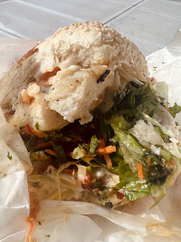 Comentarii opinii despre Out Of The Blue Clovelly