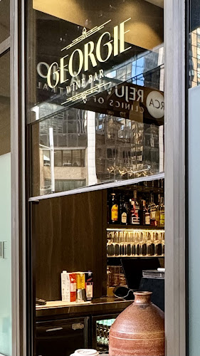 Comentarii opinii despre Georgie Wine Bar
